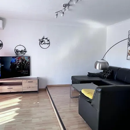 Moderne, Helle Wohnung Mit Terasse 15Min Bis Ob Centro, Klimaanlage Dinslaken Exterior photo