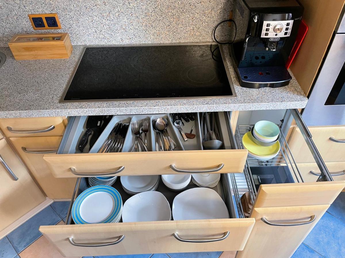 Moderne, Helle Mit Terasse 15min Bis Ob Centro, Klimaanlage * Dinslaken