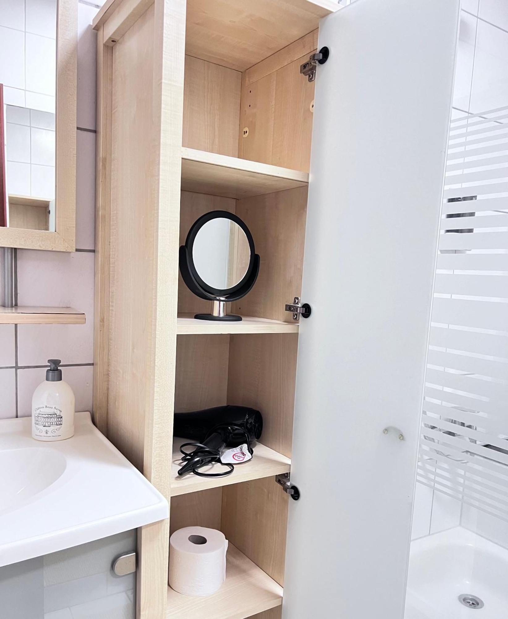 Moderne, Helle Mit Terasse 15min Bis Ob Centro, Klimaanlage Apartment